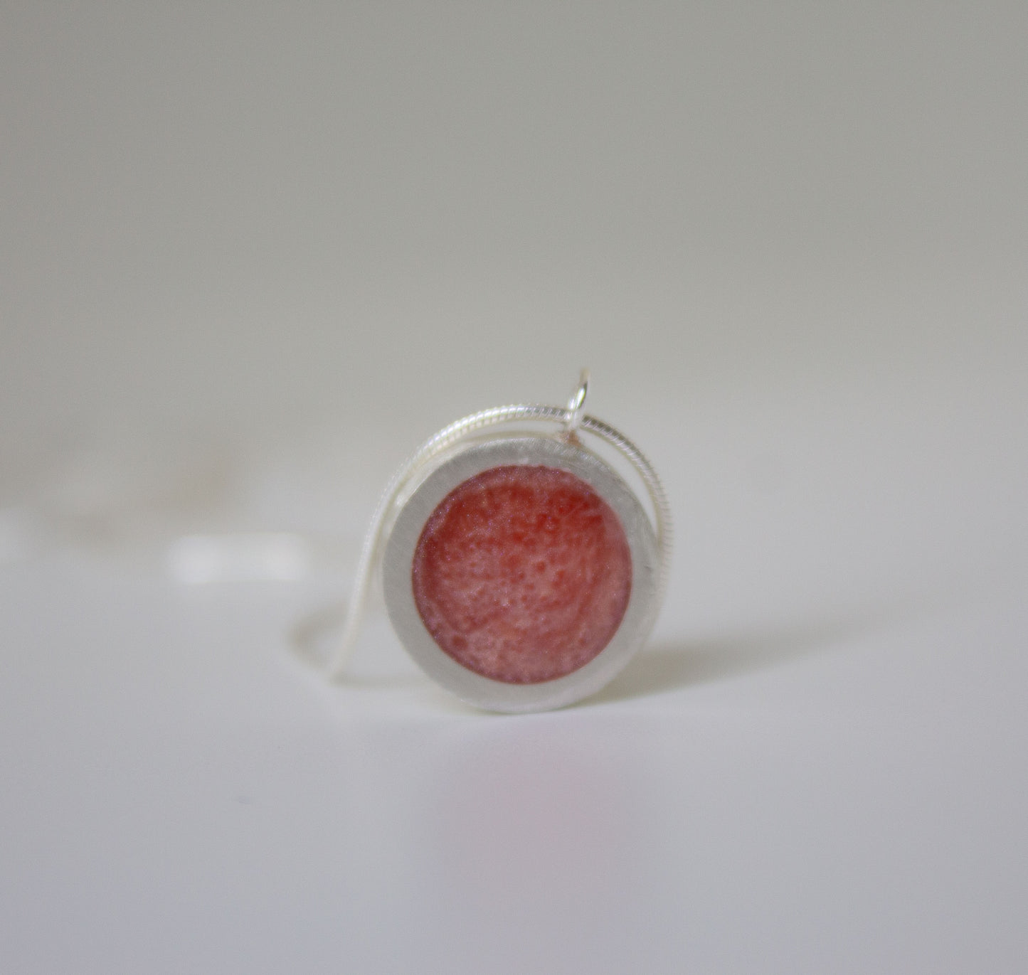 Resin circle necklace