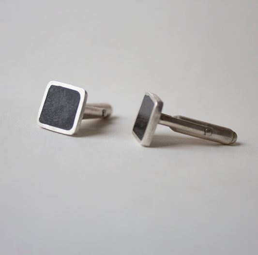 Square cufflinks