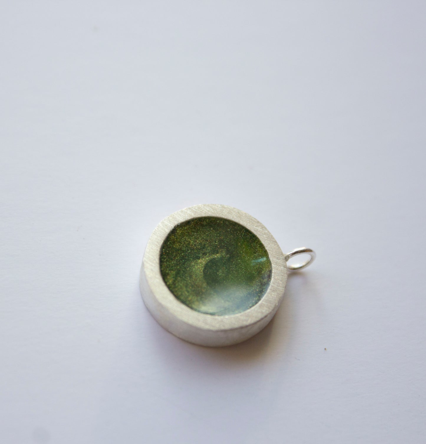 Resin circle necklace