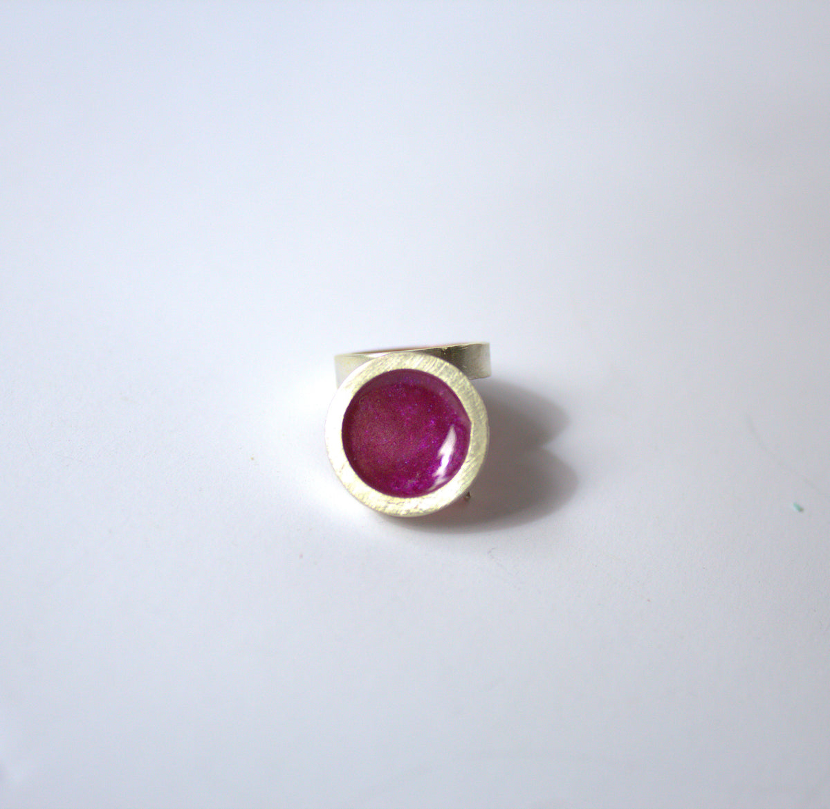 Circle studs