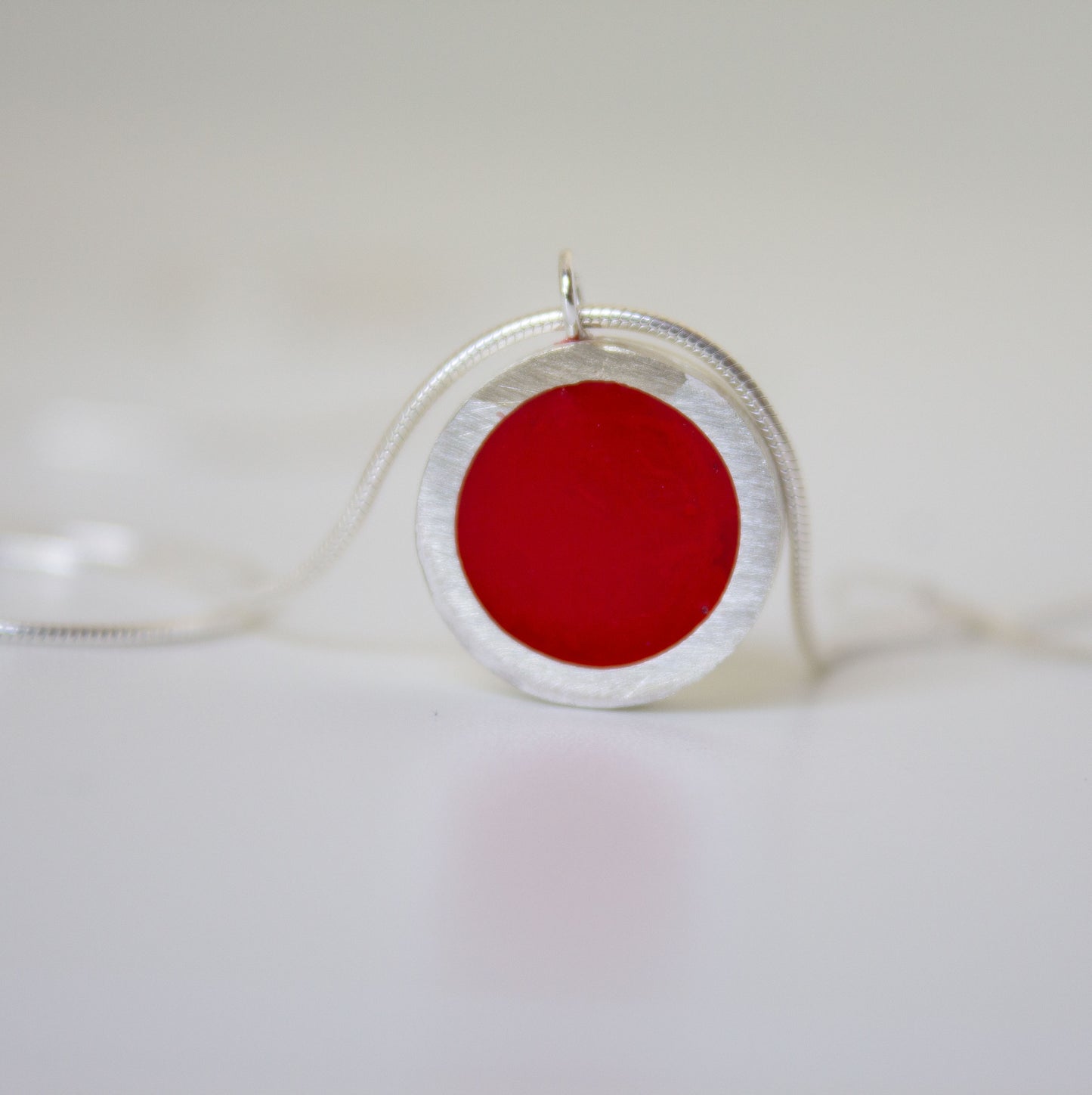 Resin circle necklace