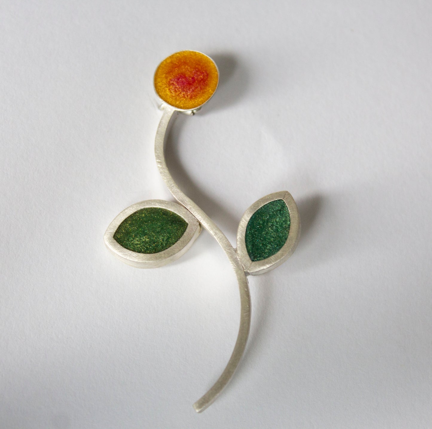 Bough brooch