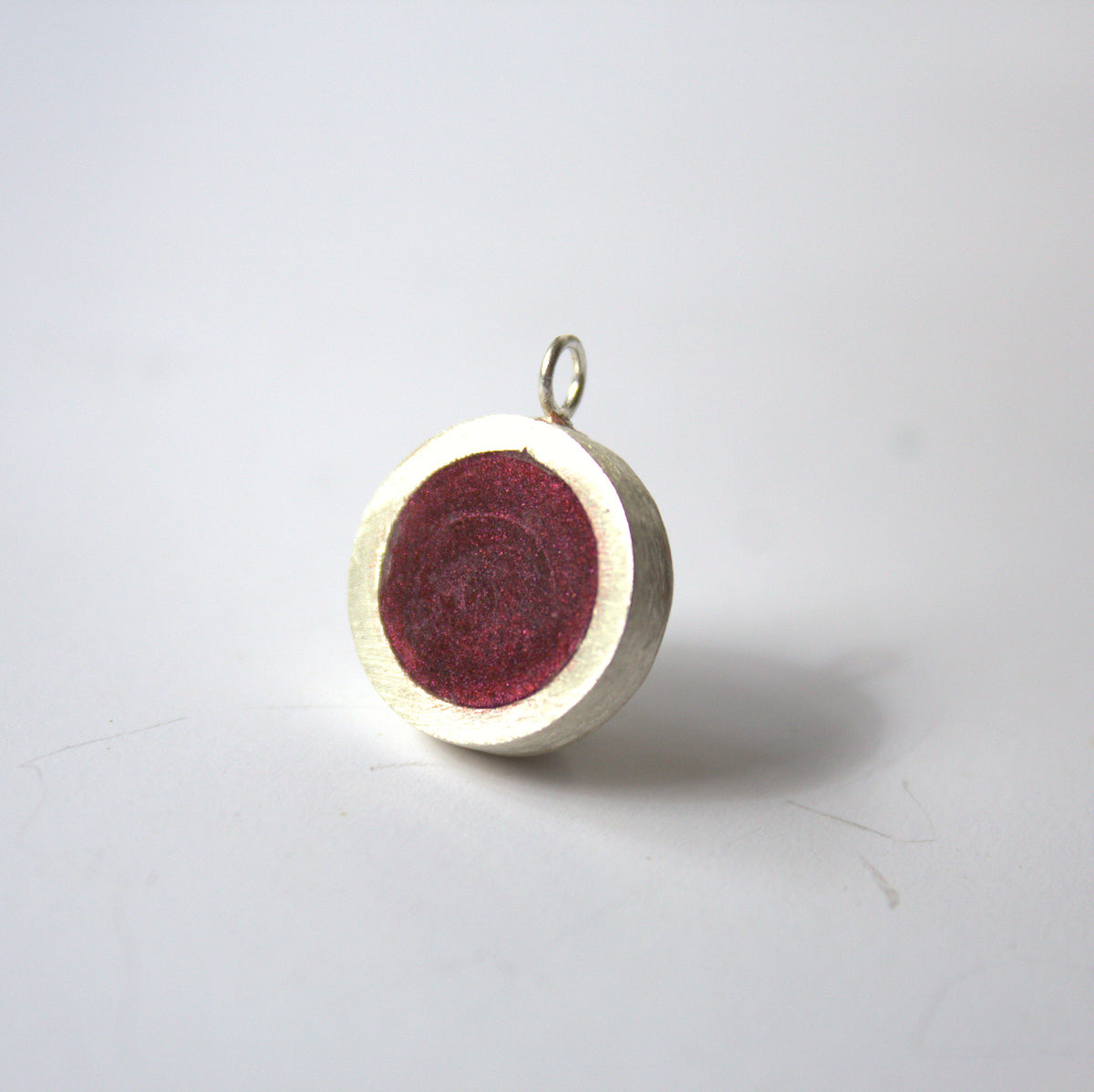 Resin circle necklace