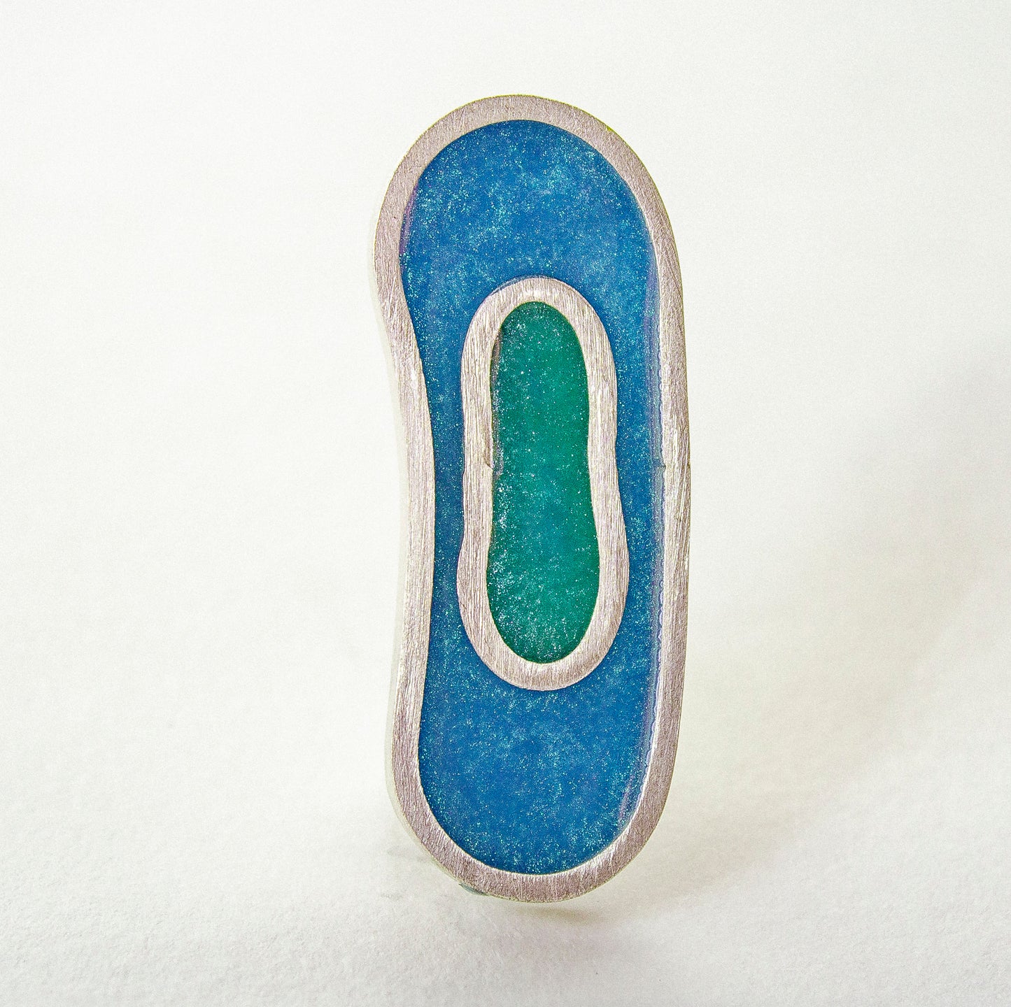 Cellular brooch