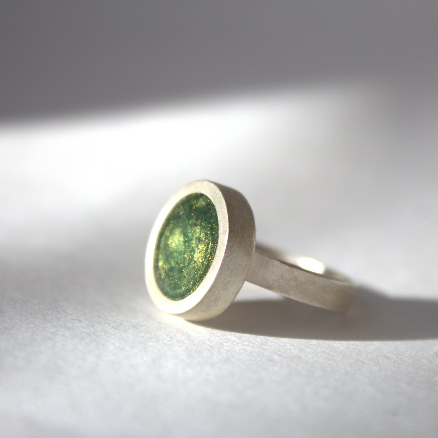 Circle ring