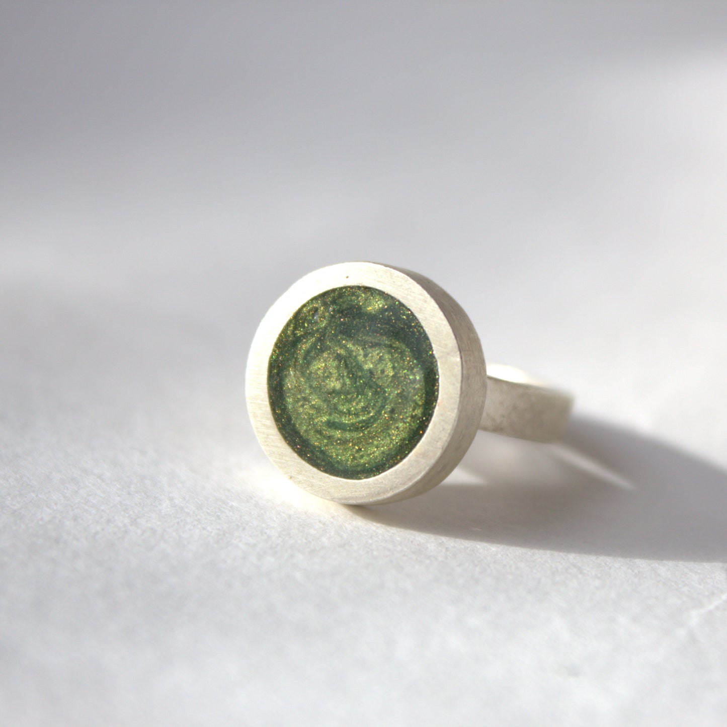 Circle ring