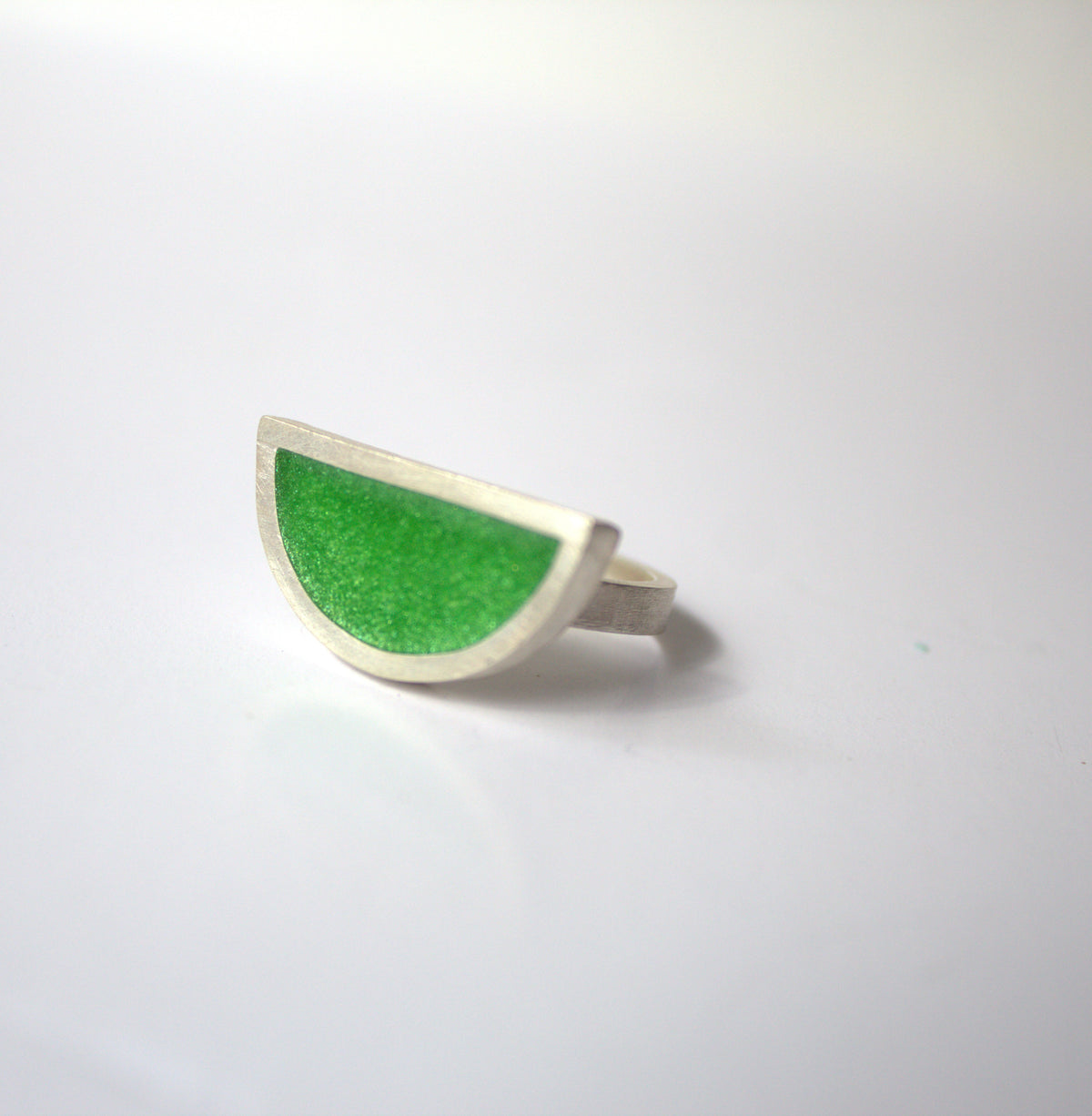 Semi circle ring