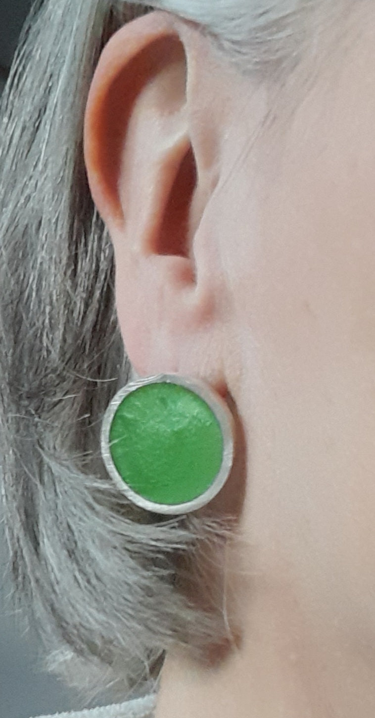 Disc studs