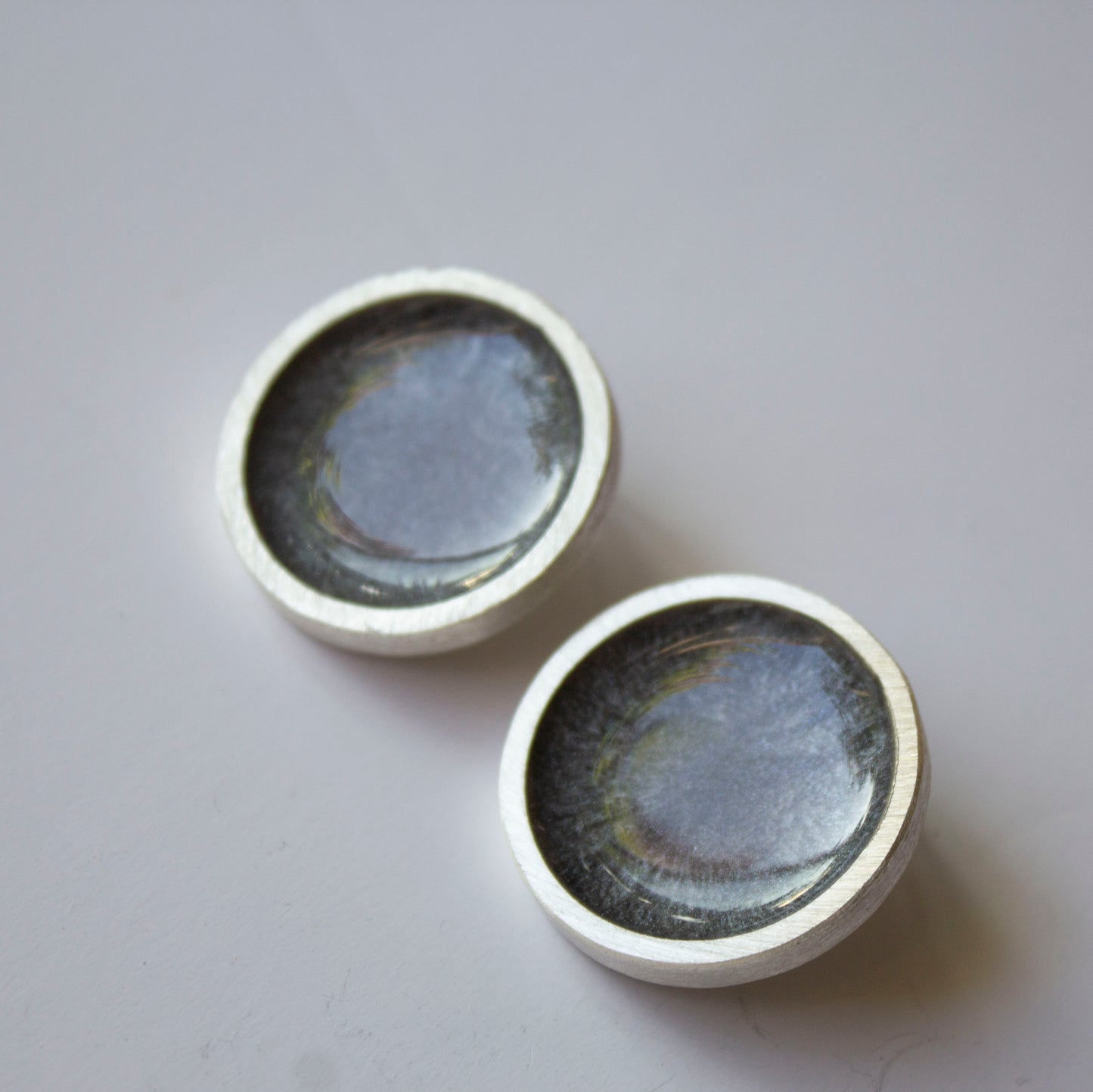 Disc studs
