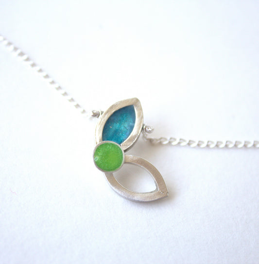 Two Leaf necklace