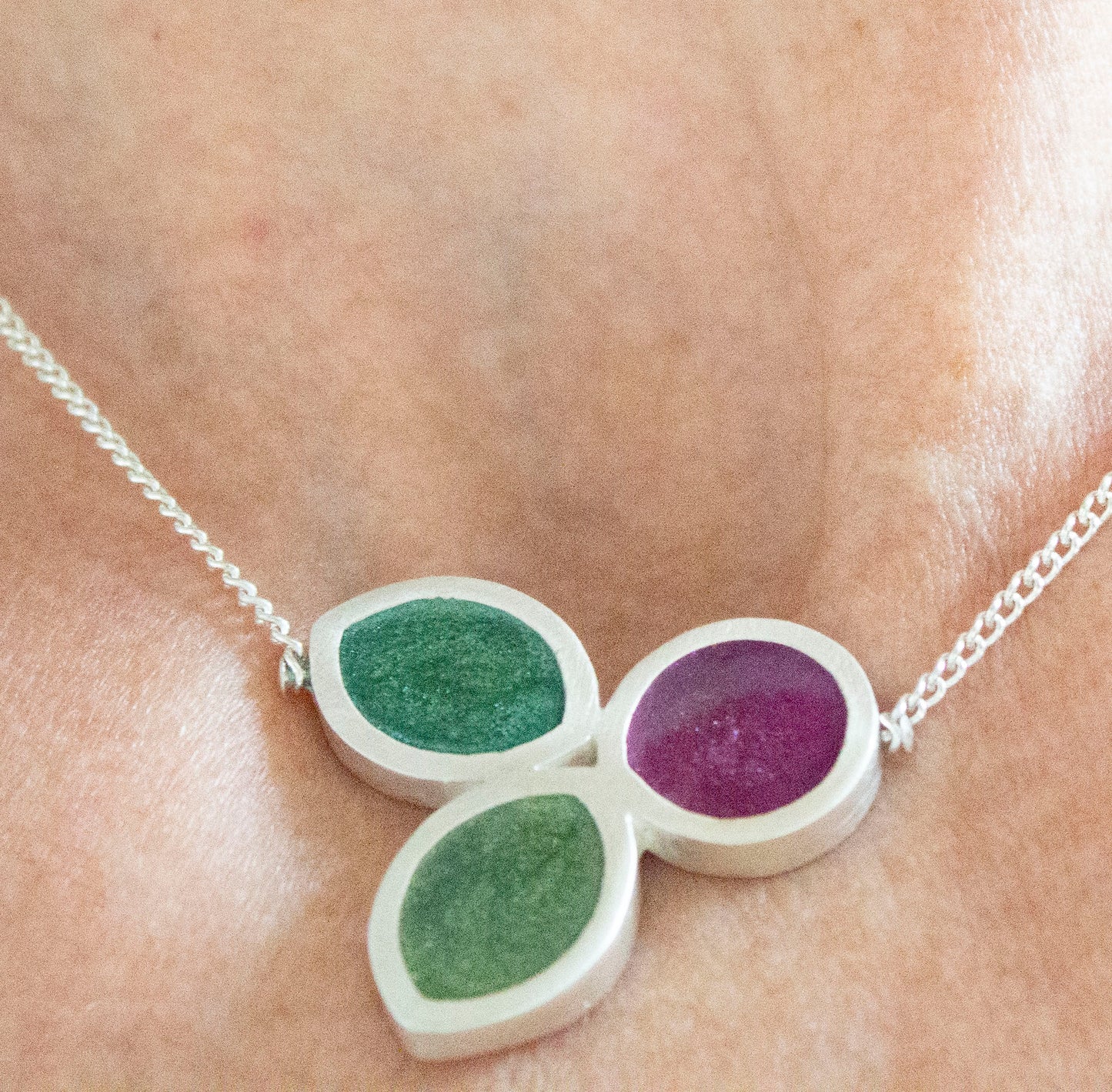 Garland necklace