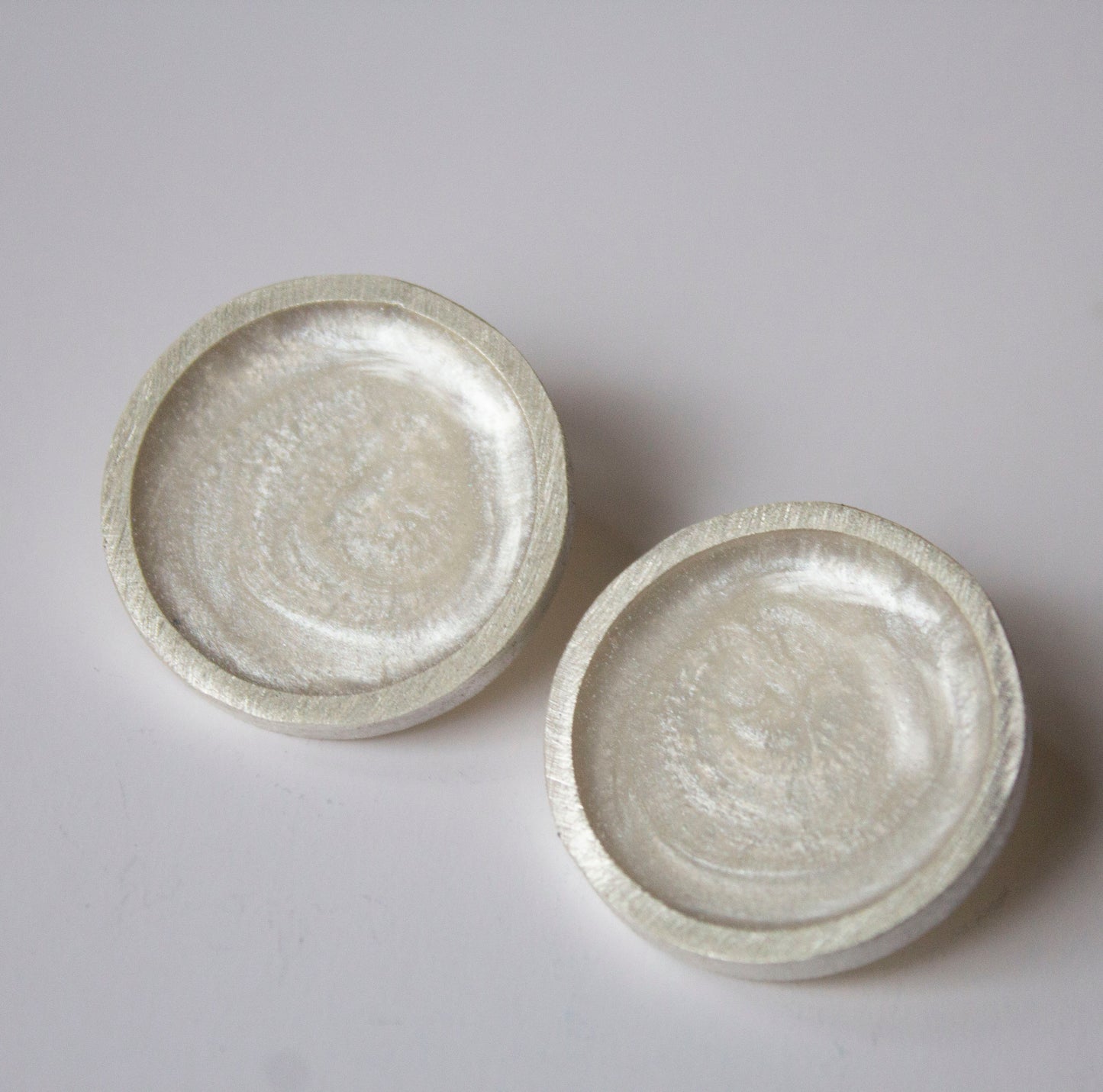 Disc studs