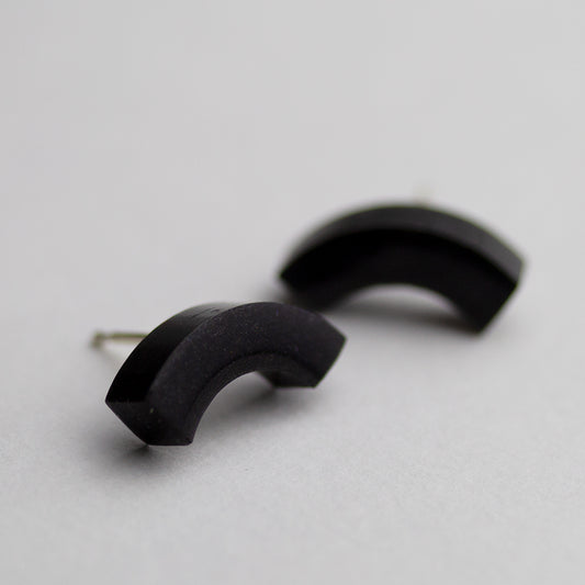 Resin arcs - small - black shimmer